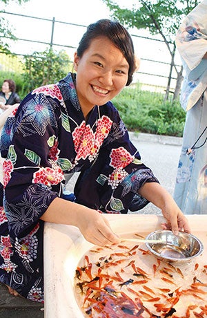 Zhang Junyu - At Tenjin Matsuriin Osaka, summer 2014