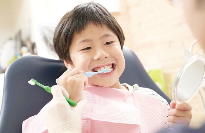 お子さまとご家族のための歯科コラム　Vol.6　どうして「歯のクリーニング」は必要なの？
