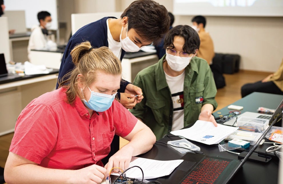 英語で学士を取れる日本の大学（2022年）京都先端科学大学